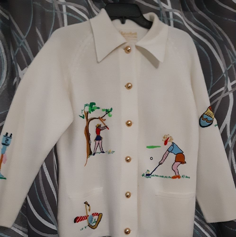 Vintage 1960's embroidered golf sweater